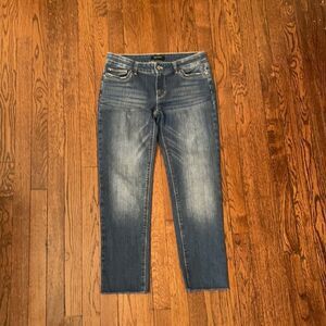WHBM Slim Crop Sz 6 Raw Hem Capri Jeans EUC